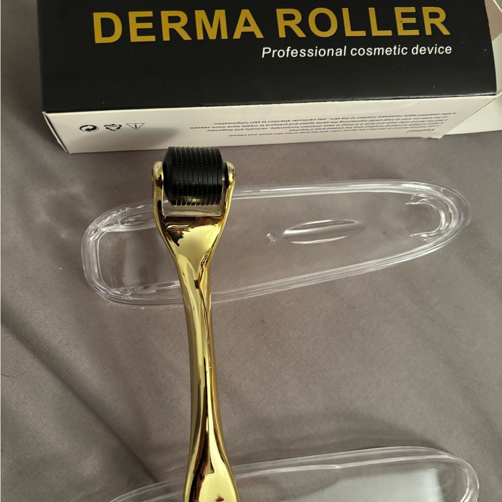 Derma Roller - Picture 2 of 3